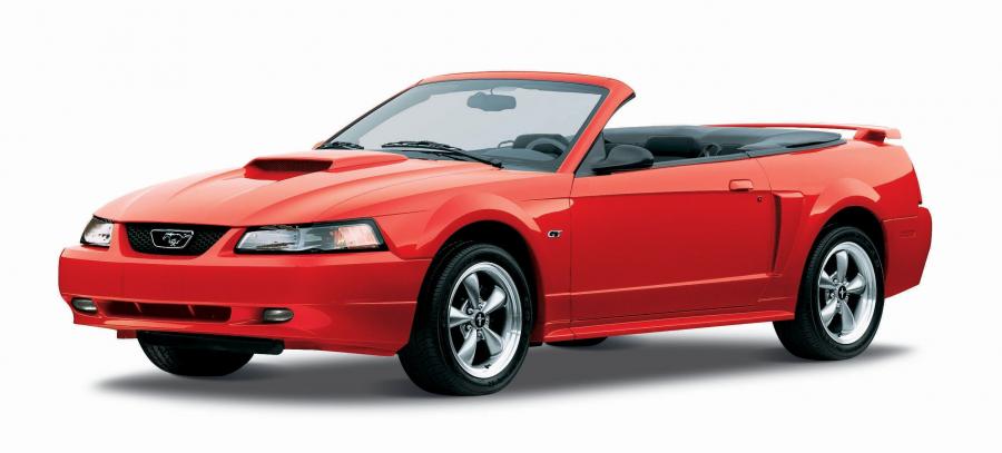  Ford Mustang GT 1999 года  (фото 40 из 47)